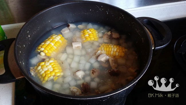 夏天消暑湯水：冬瓜粒粒湯