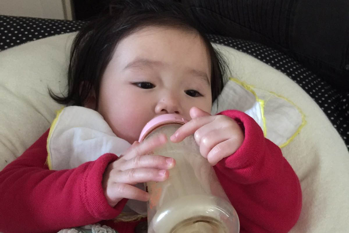 想餵母乳，點樣知道BB有食飽？