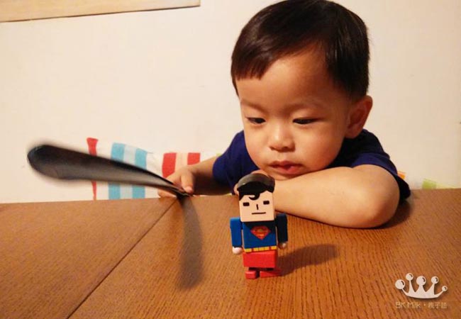 【全職爸媽大作戰】Superman的爸媽死了