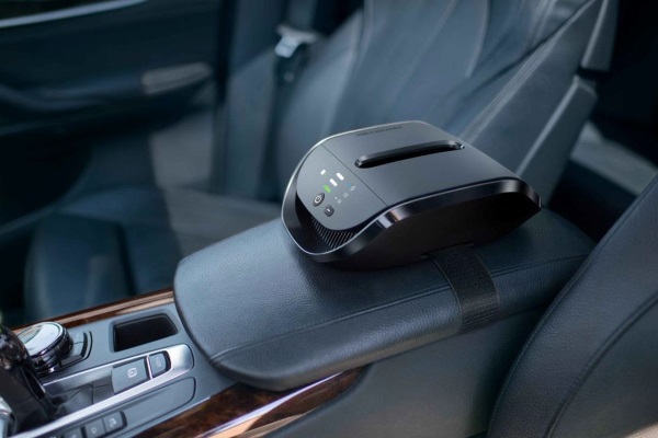 全新Atmosphere Drive™車用空氣清新機 三合一濾網潔淨車廂空氣