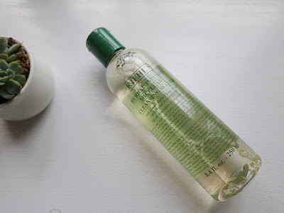 一步淨肌、卸妝、保濕！Kiehl's 檸檬香草保濕卸妝水 micellar water