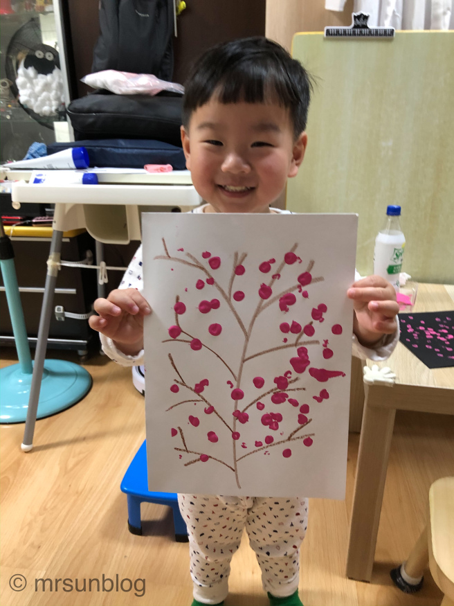 【親子手作】超環保免打印零預備 桃花印畫